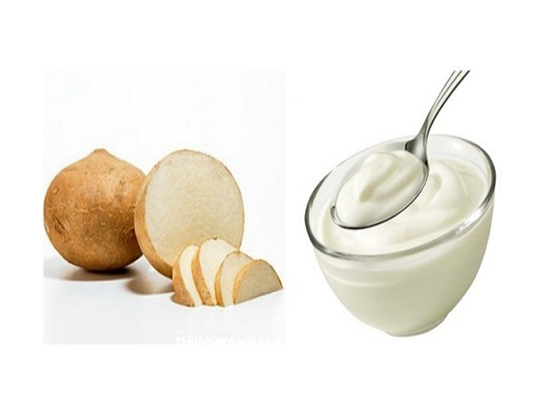 lam-trang-da-tu-tu-nhien-don-gian-tai-nha