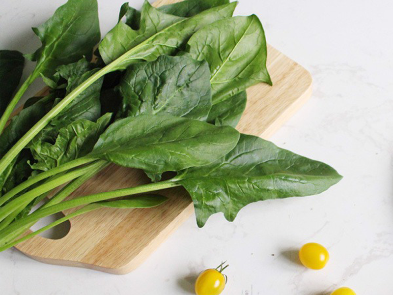 thuc-don-giam-can-voi-rau-chan-vit-khong-phai-ai-cung-biet